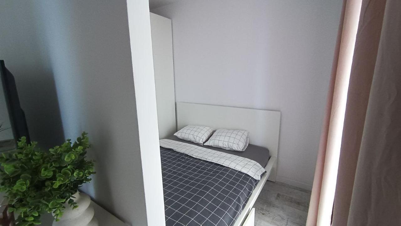 Apartament Niedaleko Centrum Warszawy Варшава Екстер'єр фото